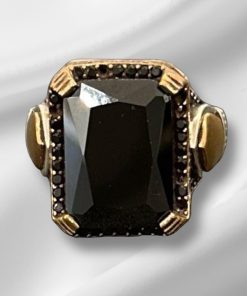 schwarz-spinel-ring-exklusiv
