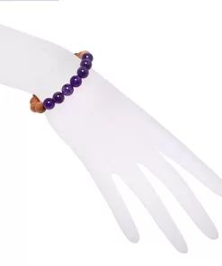 Amethyst Sandelholz Armband am Handgelenk
