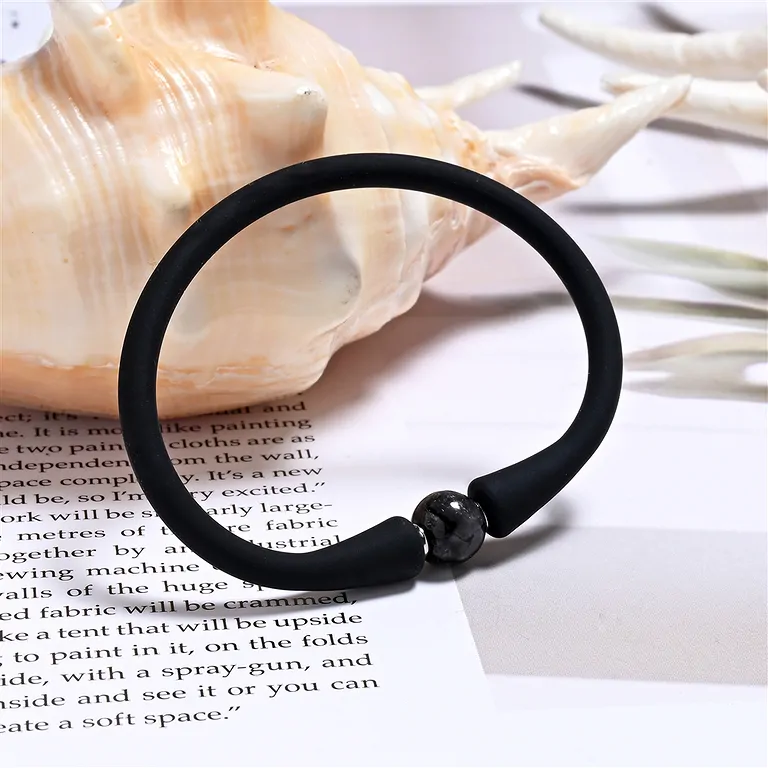 Seitenansicht Gabbro Armband Kugel 8mm